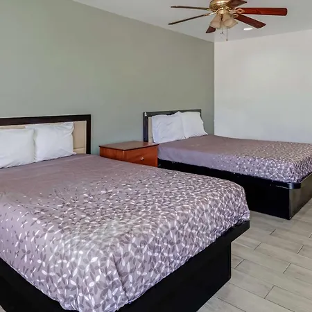 Americas Best Value Inn San Antonio Downtown Riverwalk Exterior photo